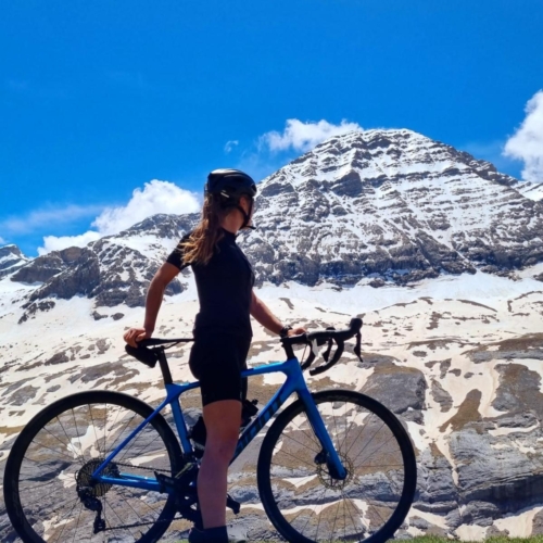 cycling france cycling pyrenees carys mountains giant