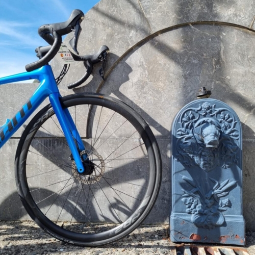 cycling france cycling pyrenees giant wheel